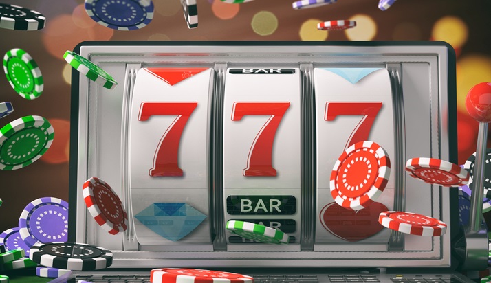 casino royale theme song 1967 Slot Machine
